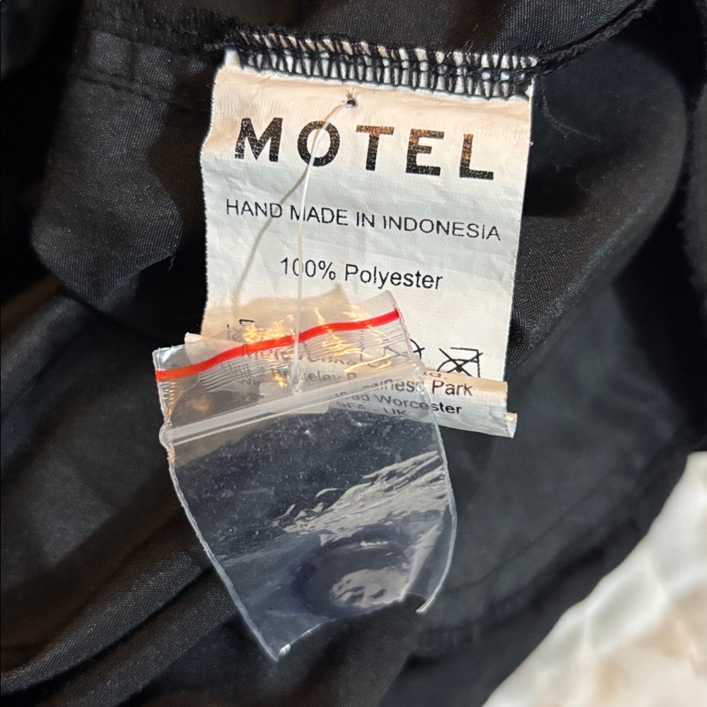 Motel Rocks | black pants medium - Picture 4 of 4